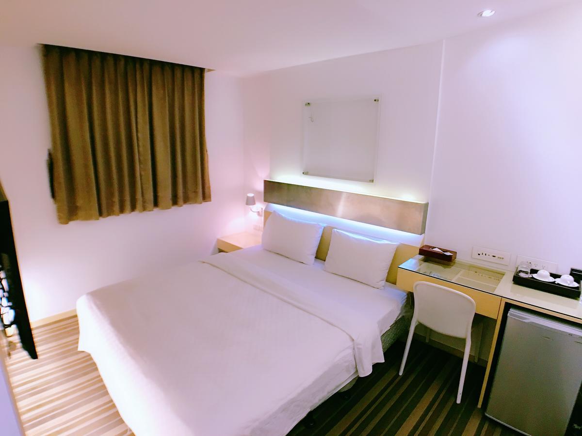 Meng Qi Hotel Тайбэй Экстерьер фото